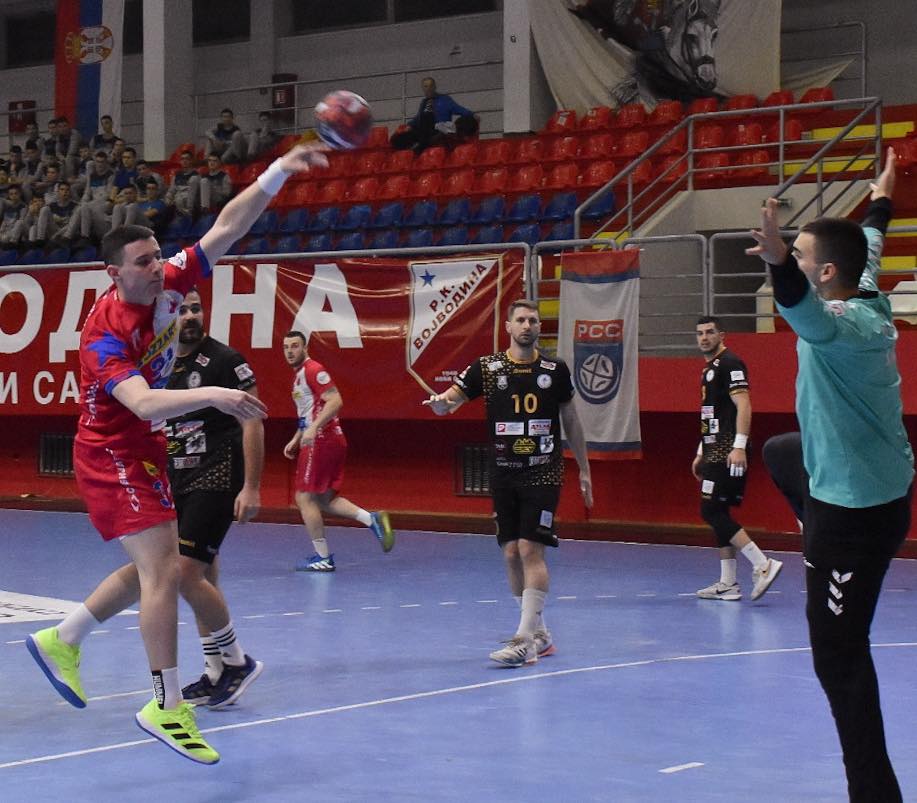 SRL: Vojvodina – Ub 35:16