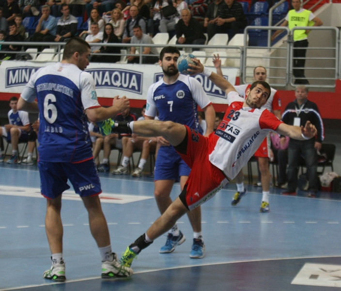 Za titulu; Svi na Slanu Baru, nedelja (17:45)