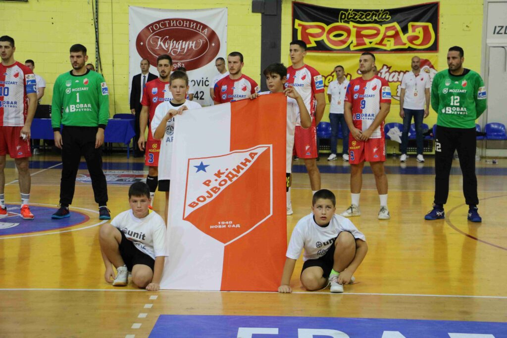 Dinamo – Vojvodina 28:24