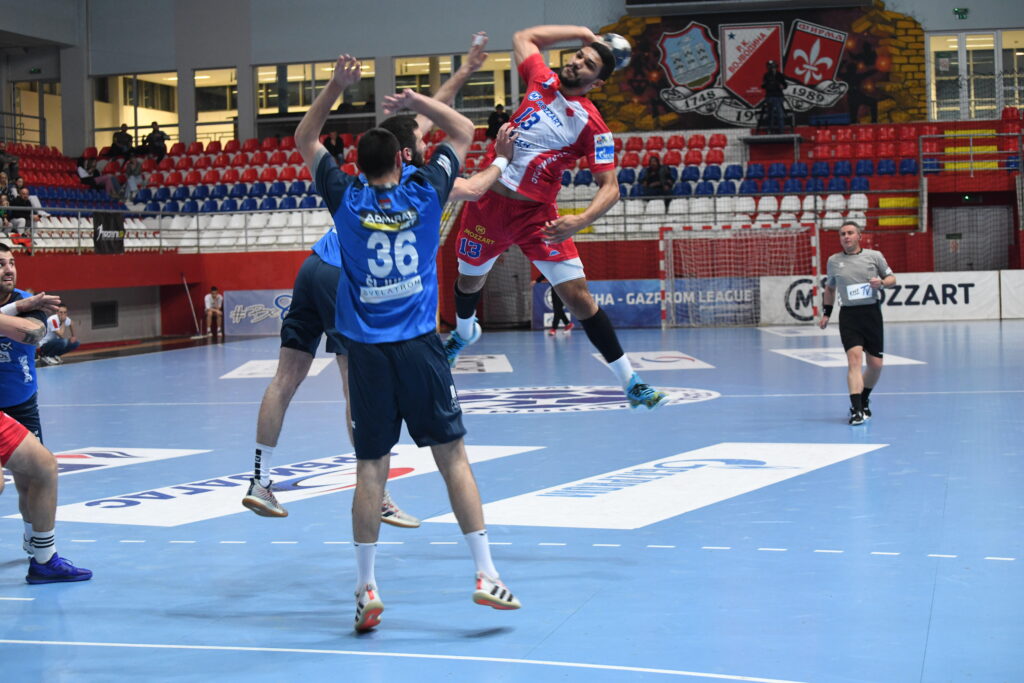 ARKUS: Vojvodina – Zvezda 37:19